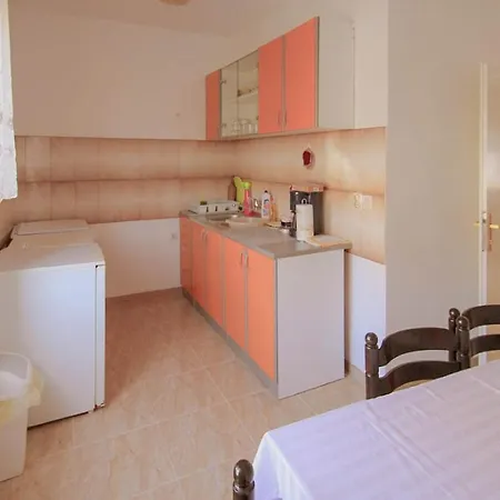 Mirela Apartment Umag